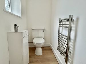 Downstairs W.C.- click for photo gallery